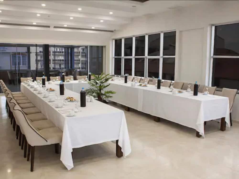 GORUKLE ORUC HOTEL SPA 41/44