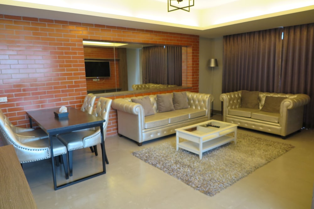 V20 Boutique Hotel 53/76