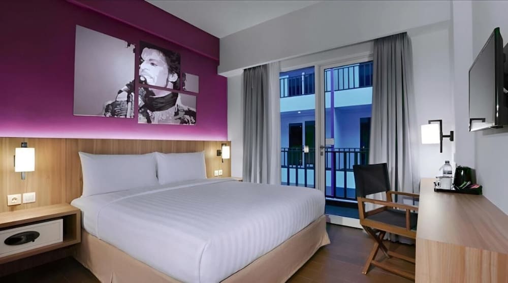 Fame Hotel Sunset Road Kuta 8/30