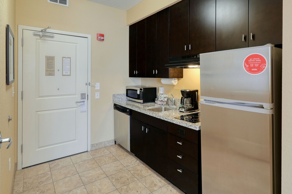 TownePlace Suites York 4/32