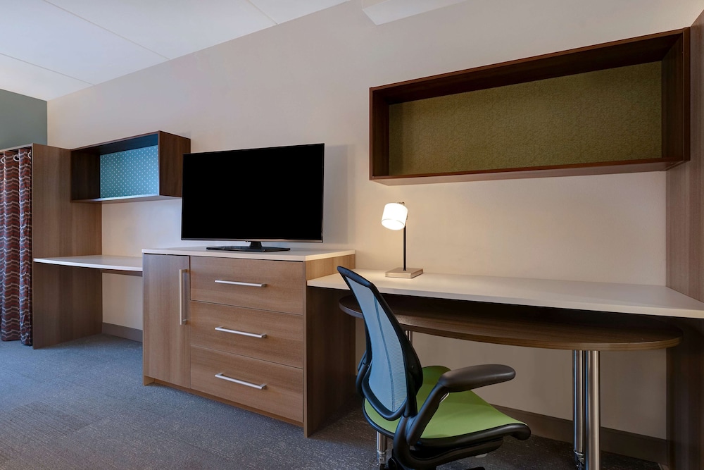Home2 Suites by Hilton Gulf Breeze Pensacola Area 49/53