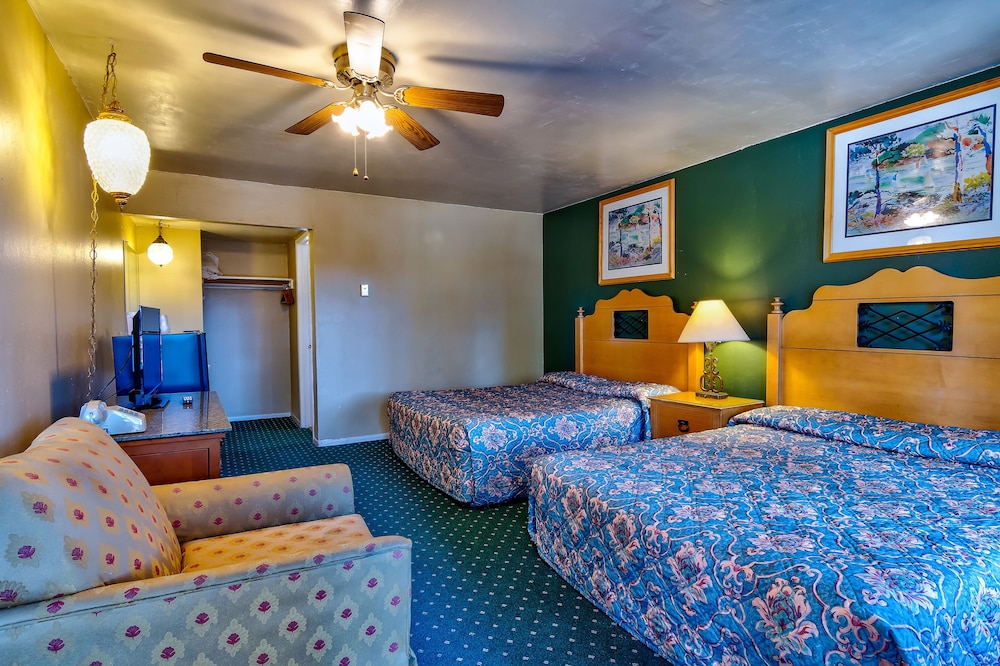 Lake Tahoe Ambassador Lodge 42/57