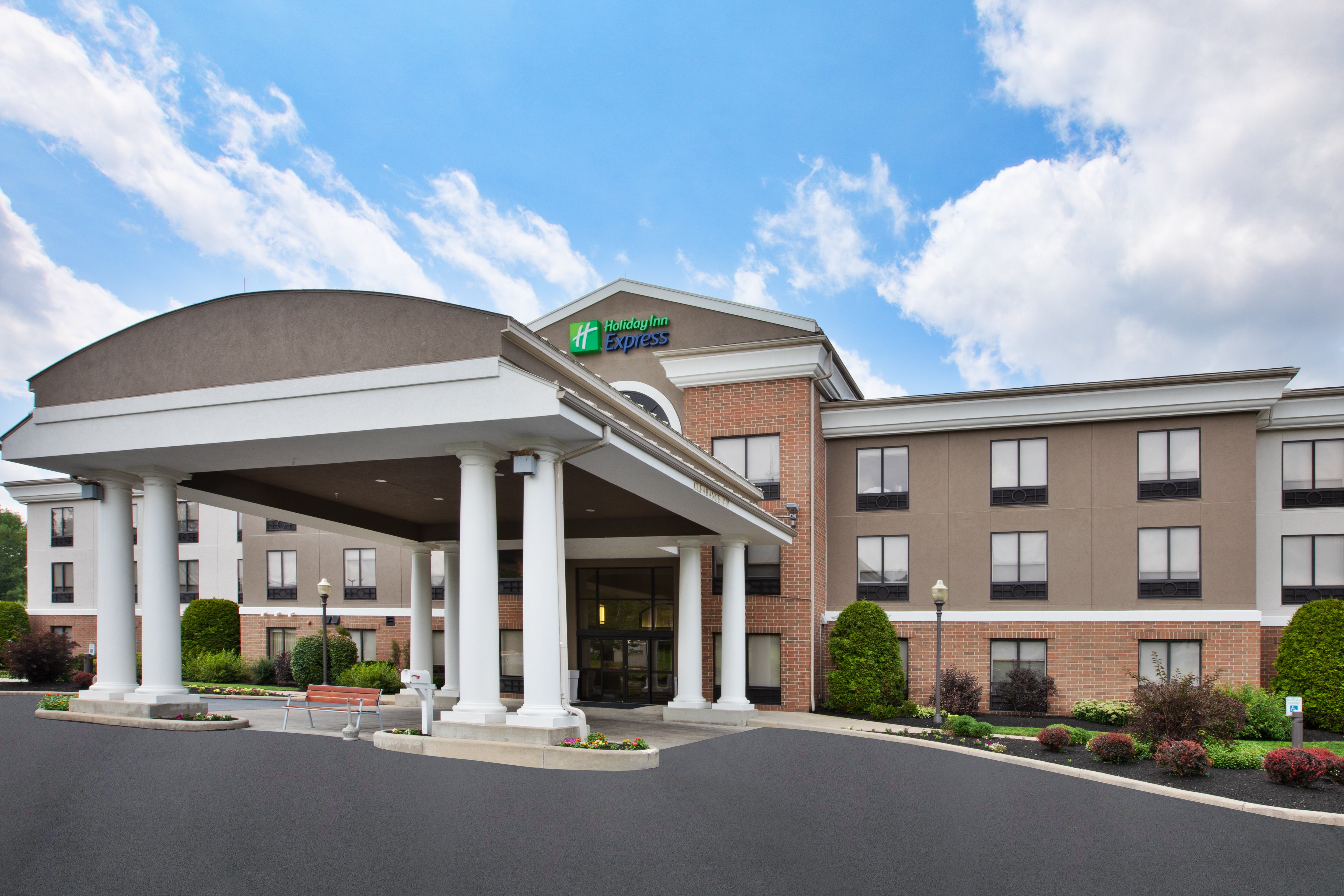 Holiday Inn Express Hotel Suites Kent State University 2/69