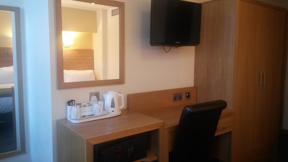 Regency Hotel Parkside 26/26