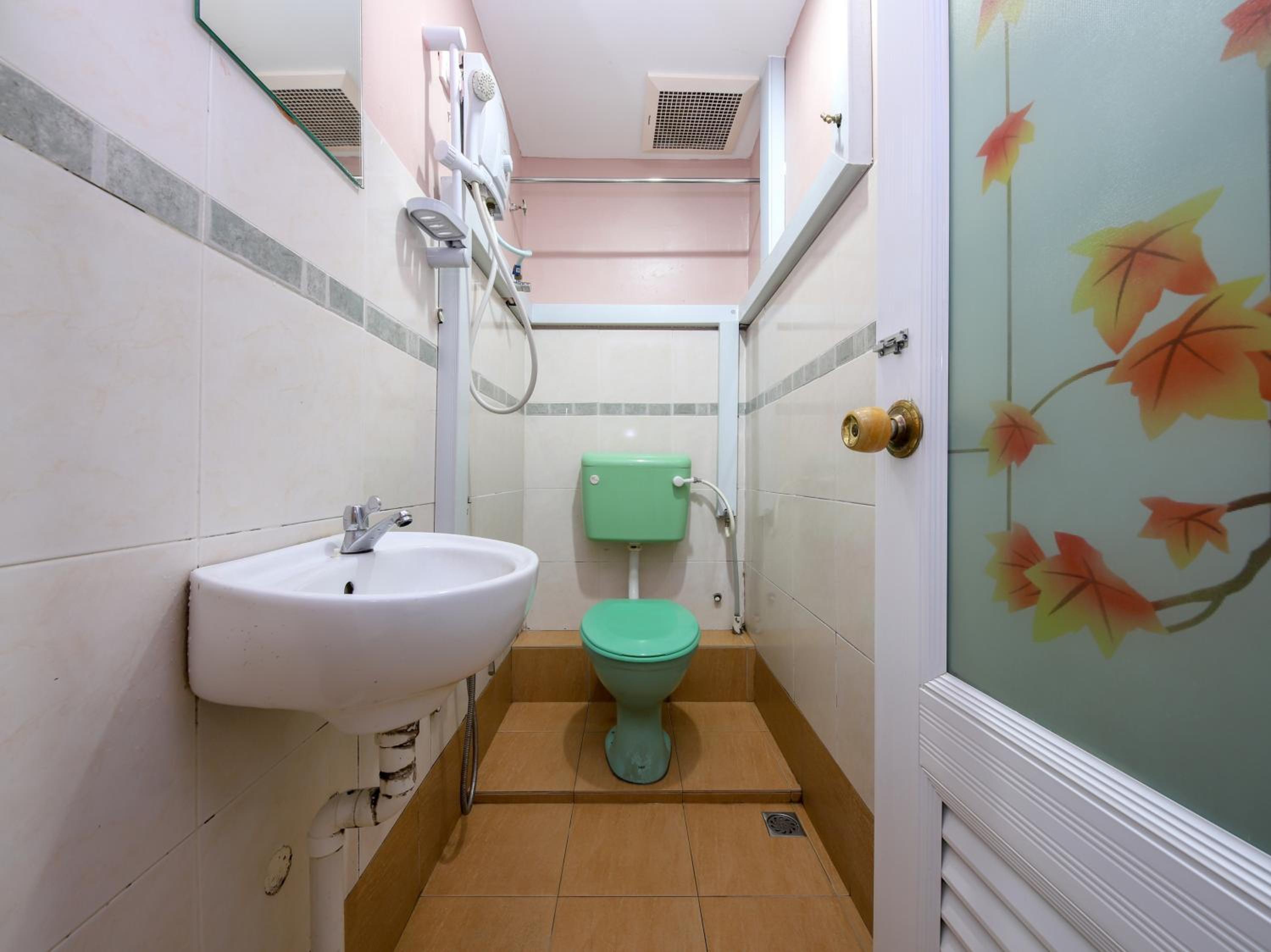 Hotel O Rafik Ali Motel 64/64