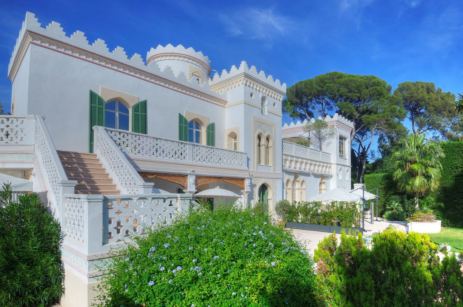 LA VILLA MAURESQUE 1/8