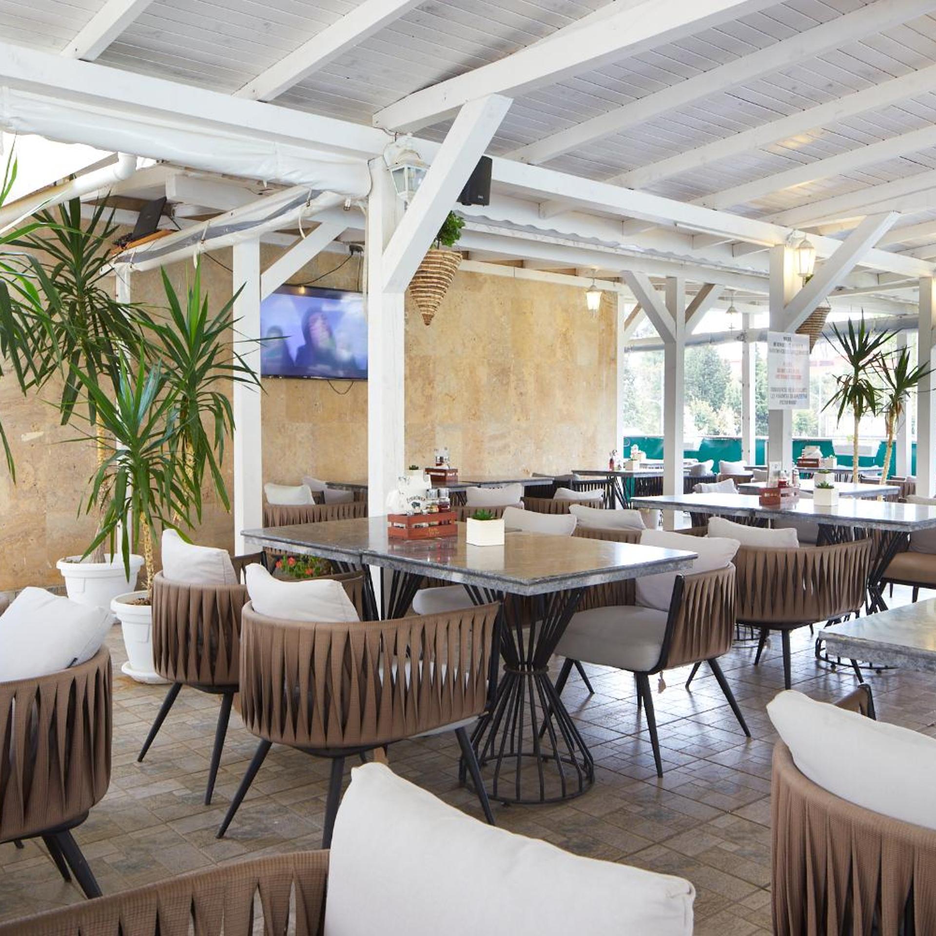 HOTEL VECHNA R 37/53