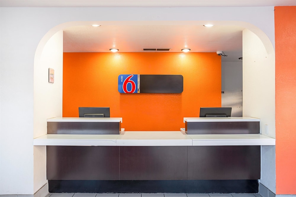 Motel6 Wenatchee, WA 7/36