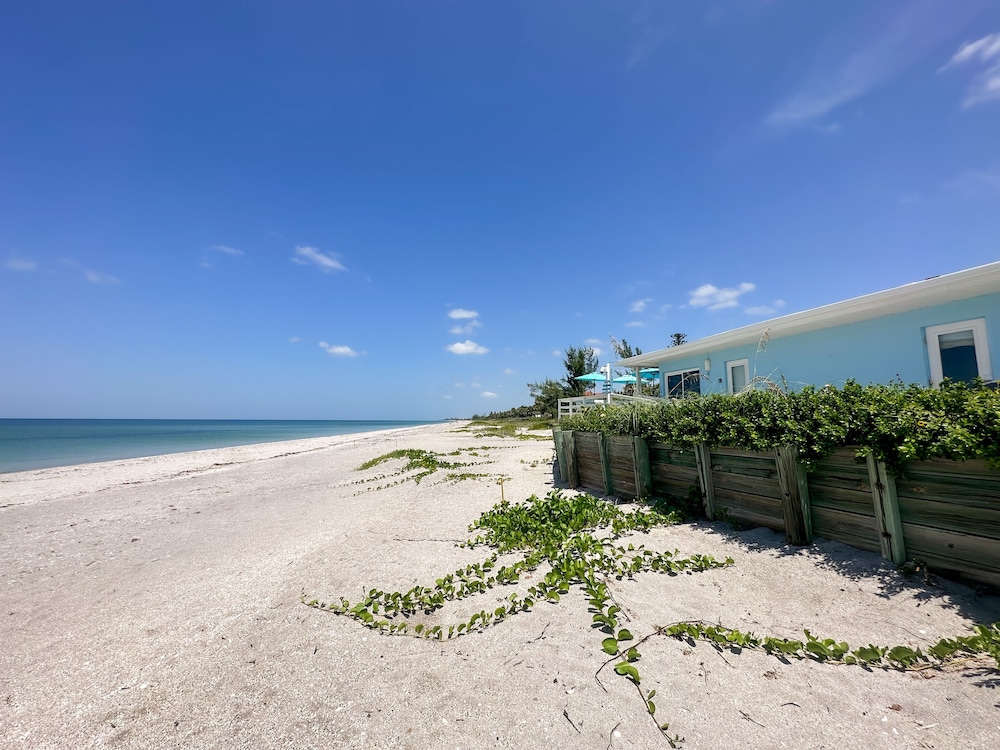 Pearl Beach Inn 31/54