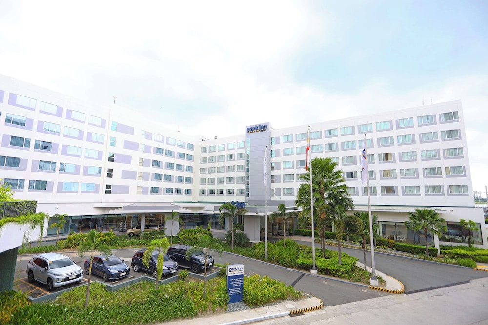 Park Inn By Radisson Clark 45/50