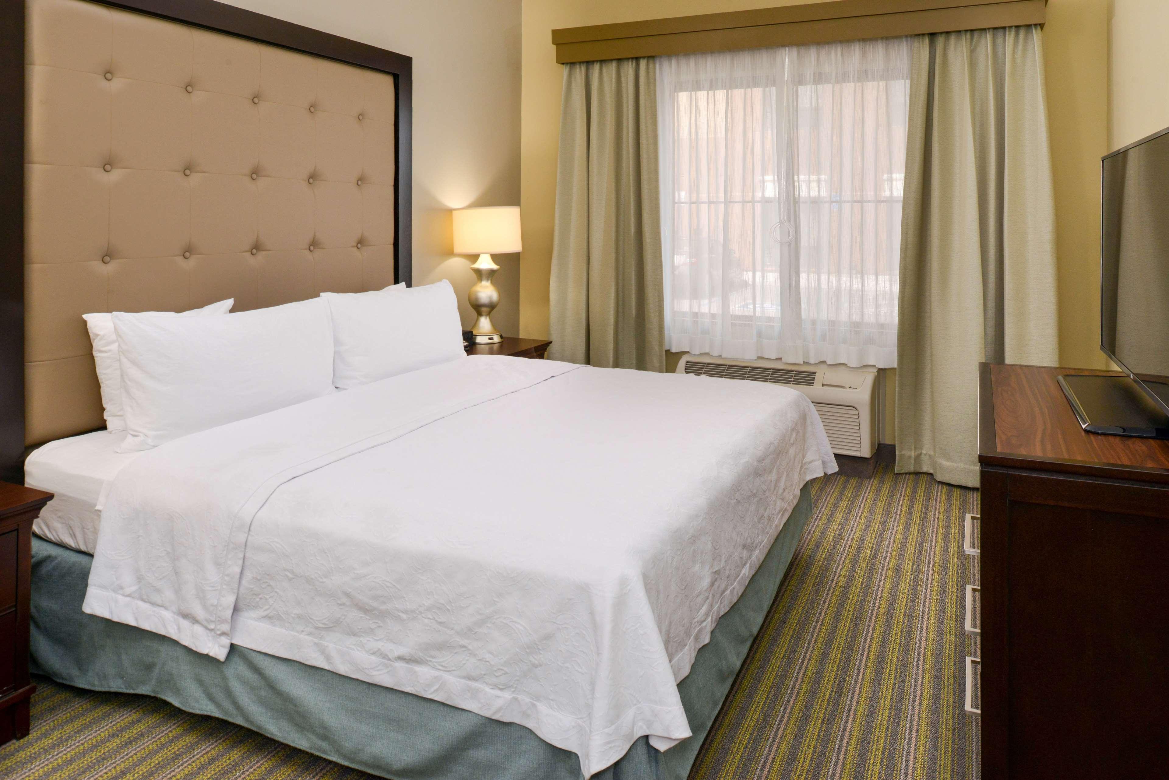 STUDIO, SUITE, KING BED, ACCESSIBLE