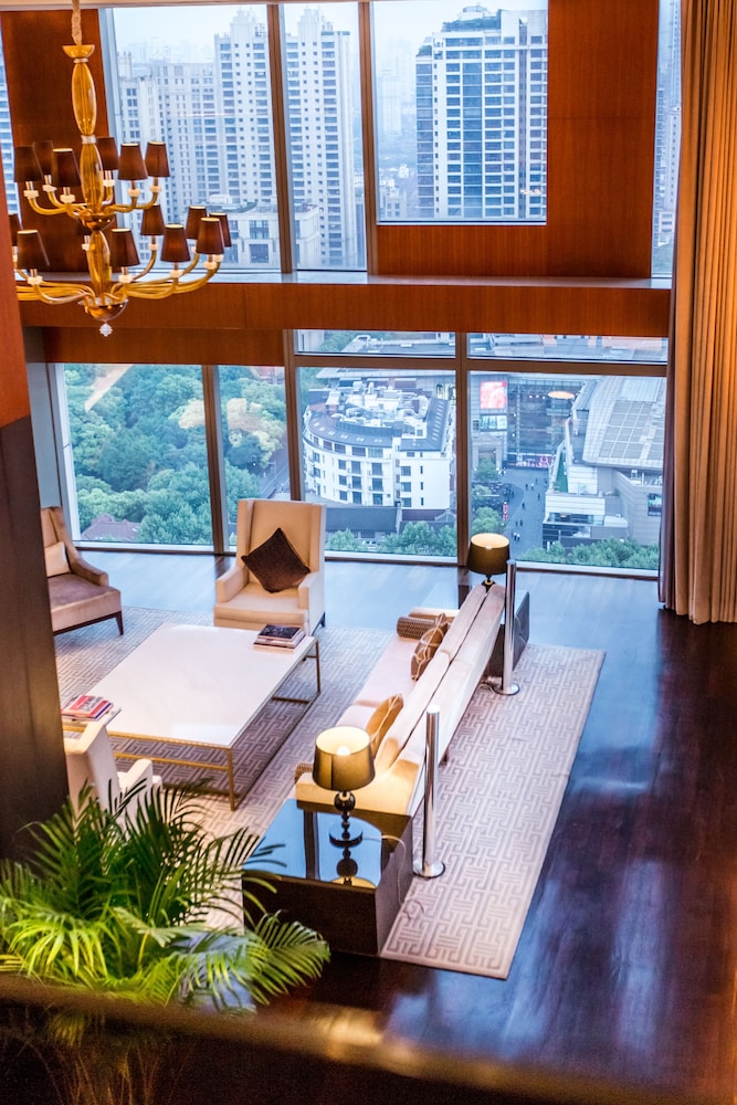 The Langham Shanghai Xintiandi 66/83