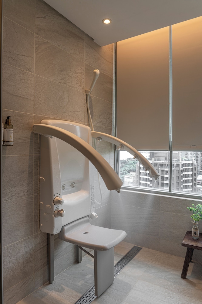 Yun Estate Hotel 47/50