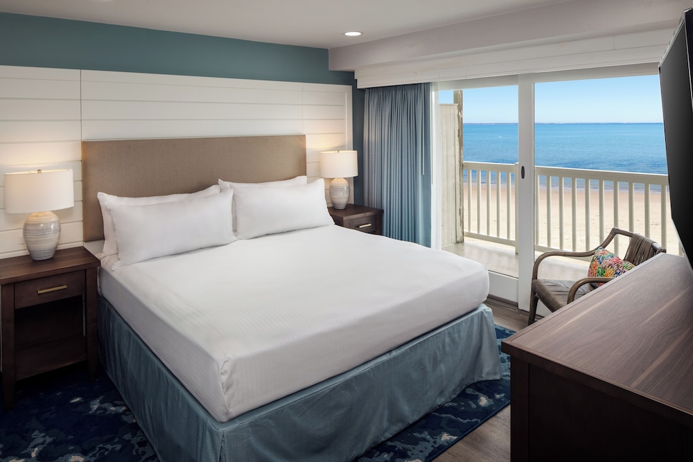 Surfside Hotel and Suites 10/57