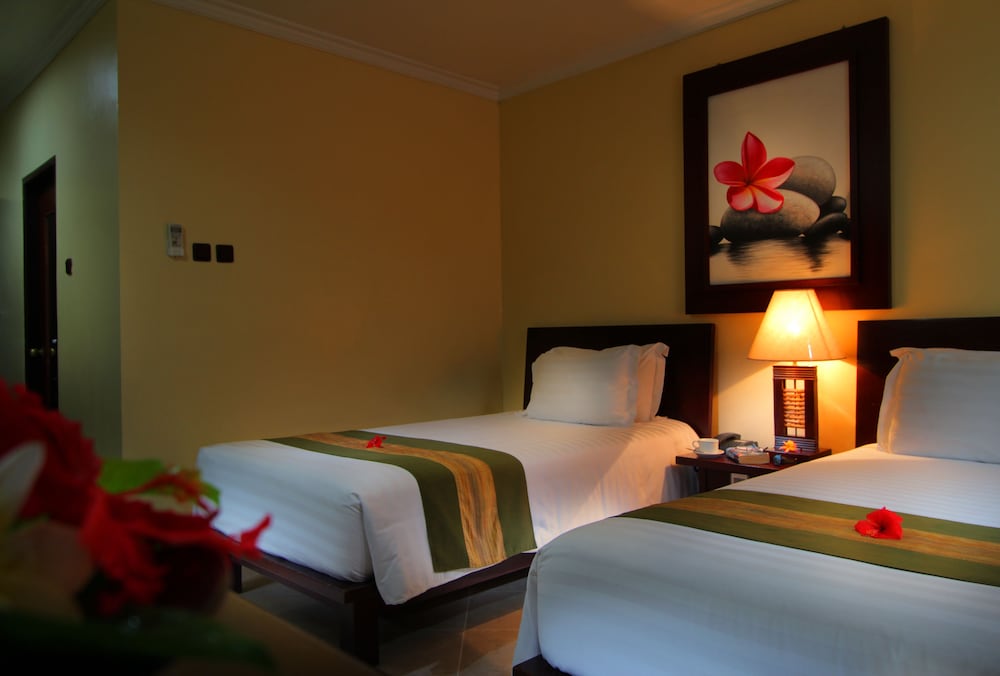 Adi Dharma Hotel Kuta 30/67