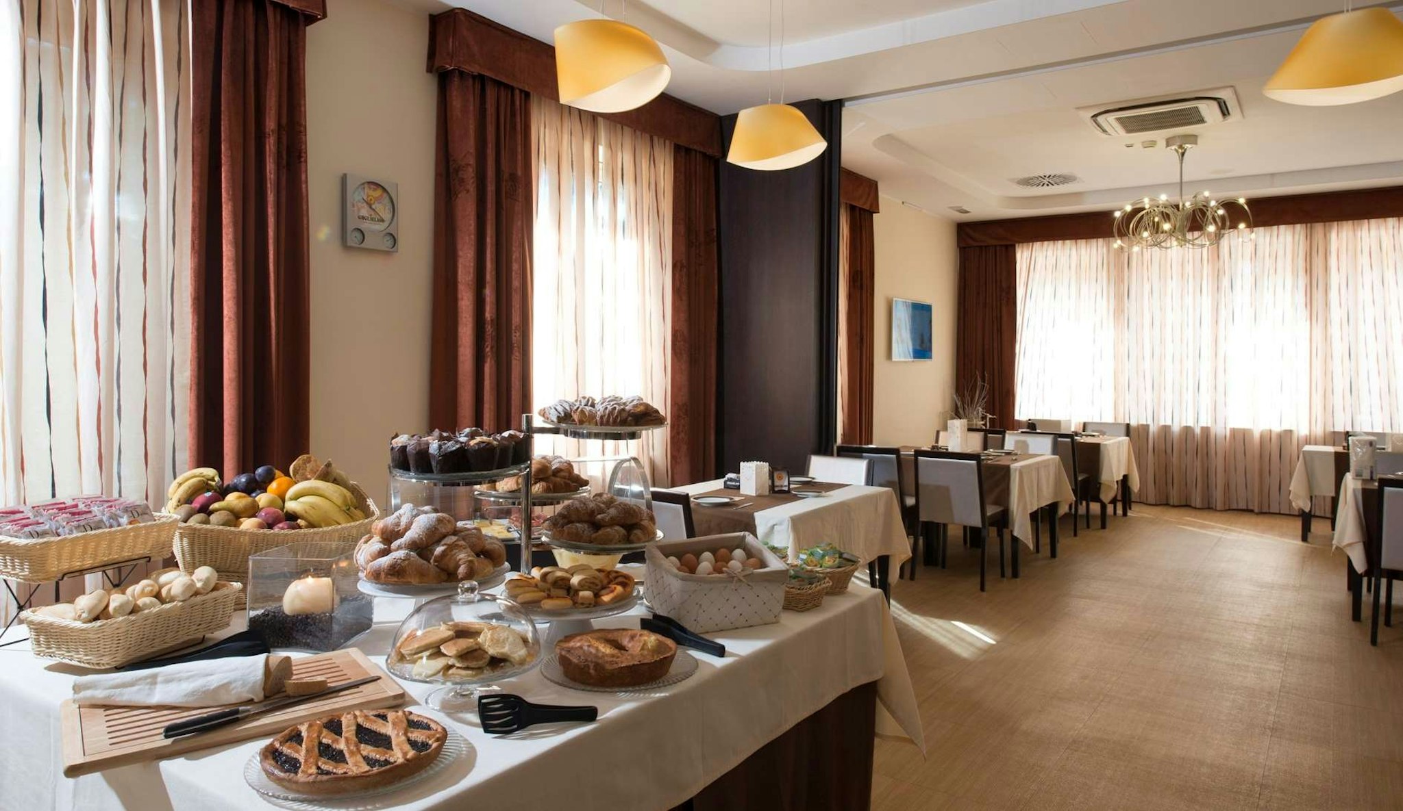 Hotel Guglielmo 33/43
