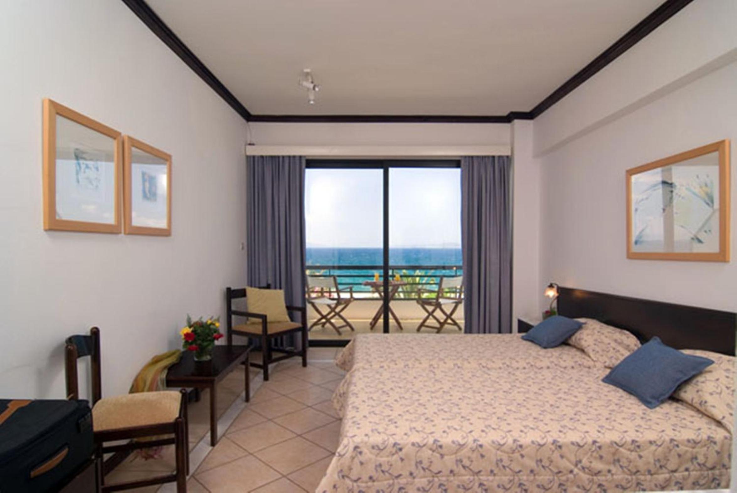 LIMIRA MARE HOTEL 35/53