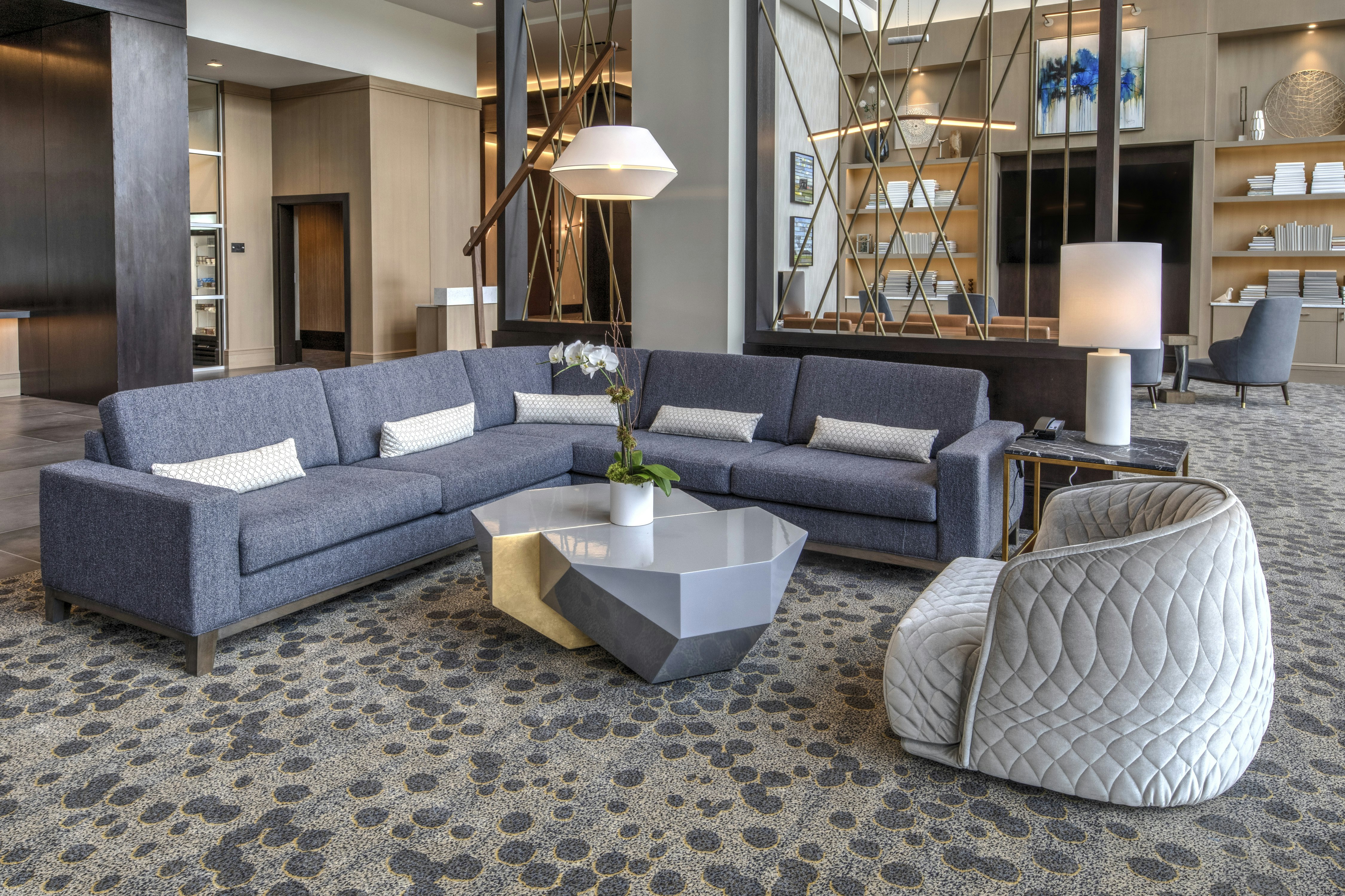 Hilton Franklin Cool Springs 32/81