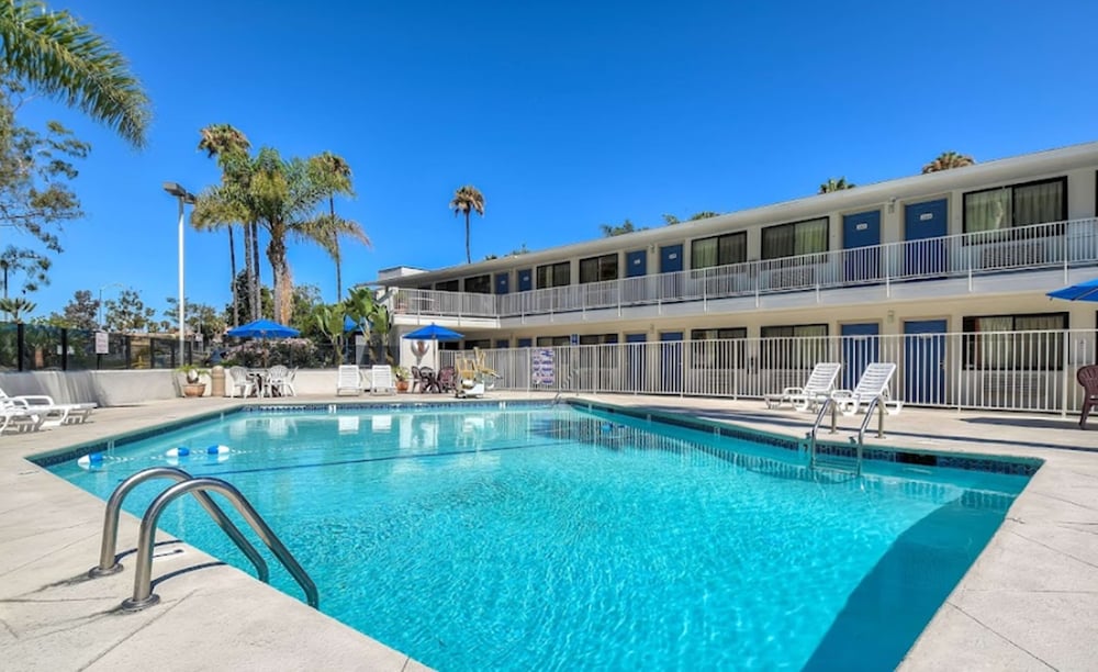 Motel6 San Diego Hotel Circle Mission Valley 2/61