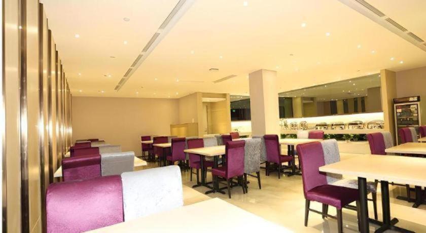 Lavande Hotel Lize Business District South Square Beijing West Railway Station 41/54