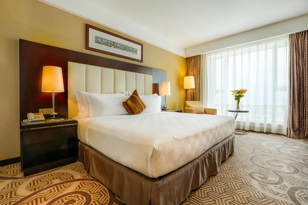 Great, Deluxe, King Bed, Square View, Bathtub