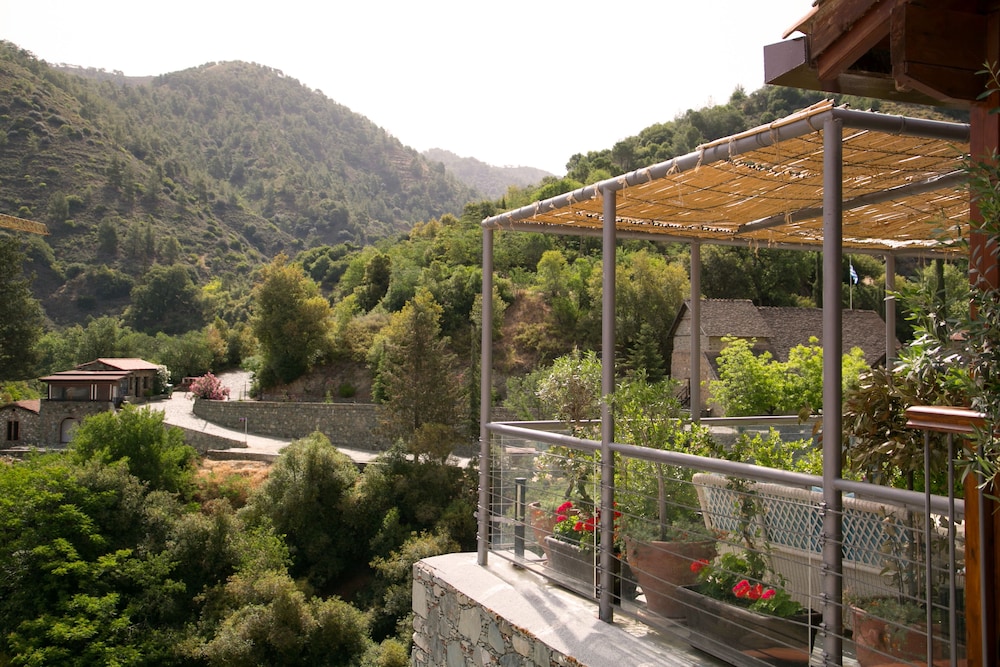 Casale Panayiotis 68/69