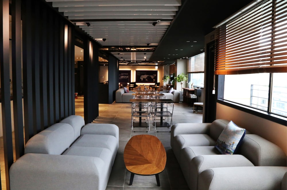 Brosis Hotel 33/47