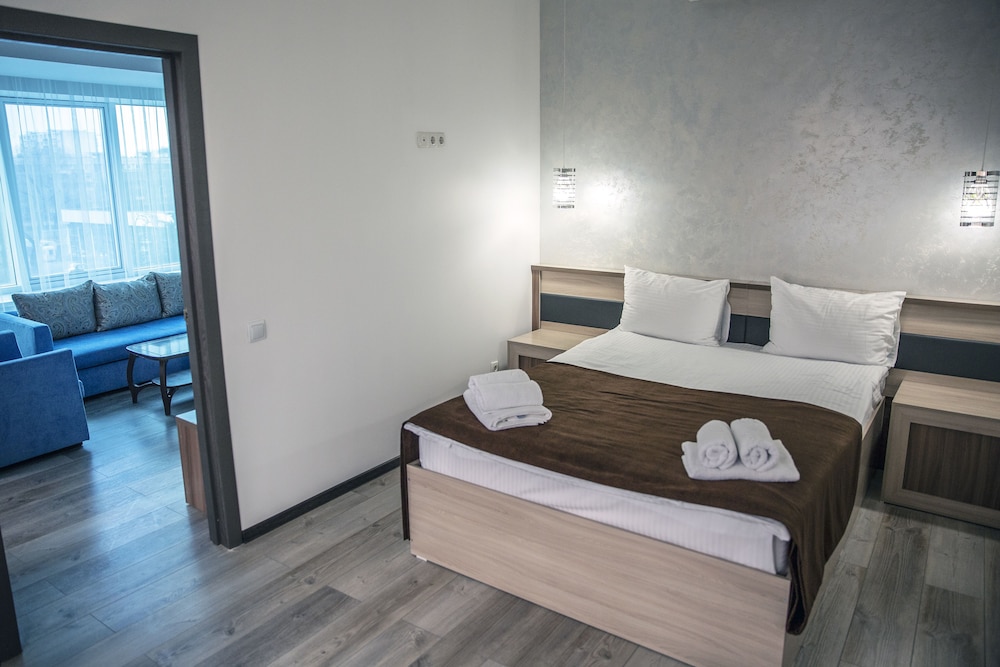 Astra Hotel 10/41