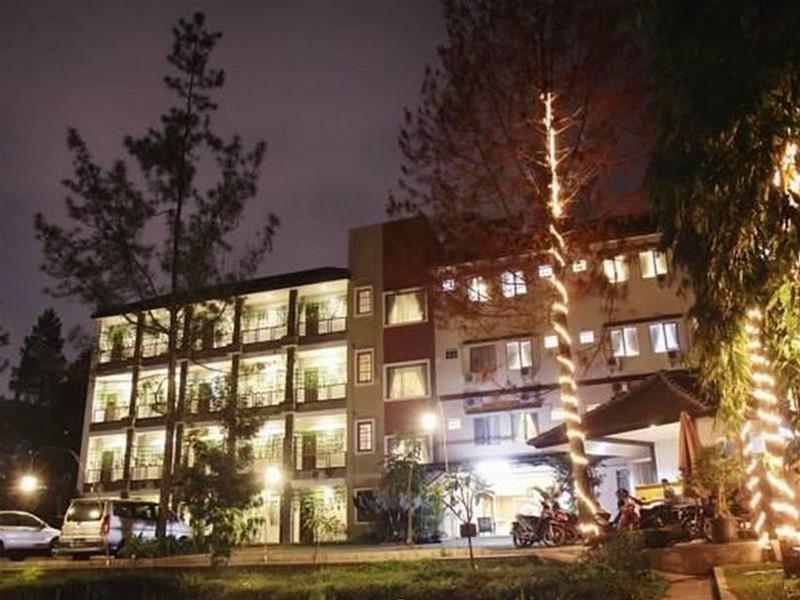 LOTUS HOTEL photo3