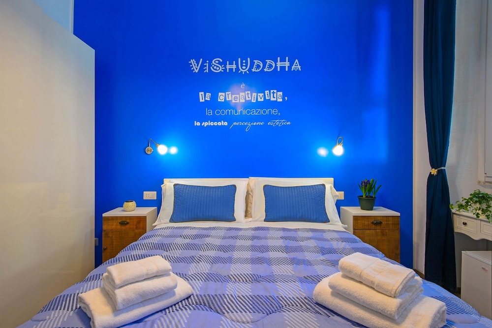 BASIC, KING BED, CITY VIEW