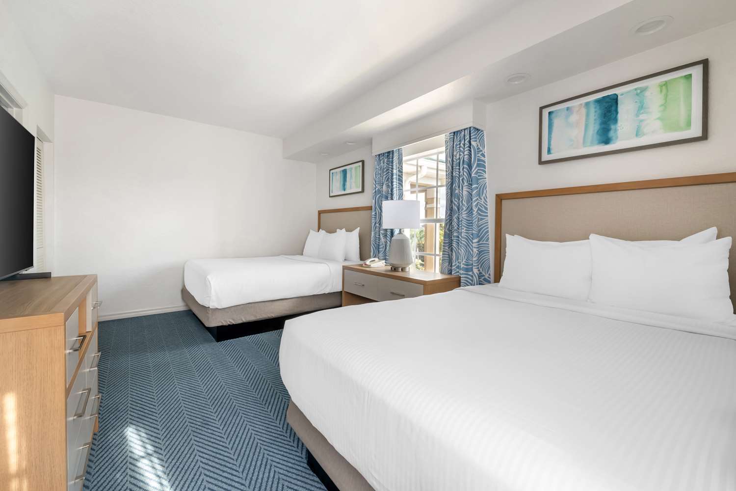 3 Bedrooms, Plus, Suite