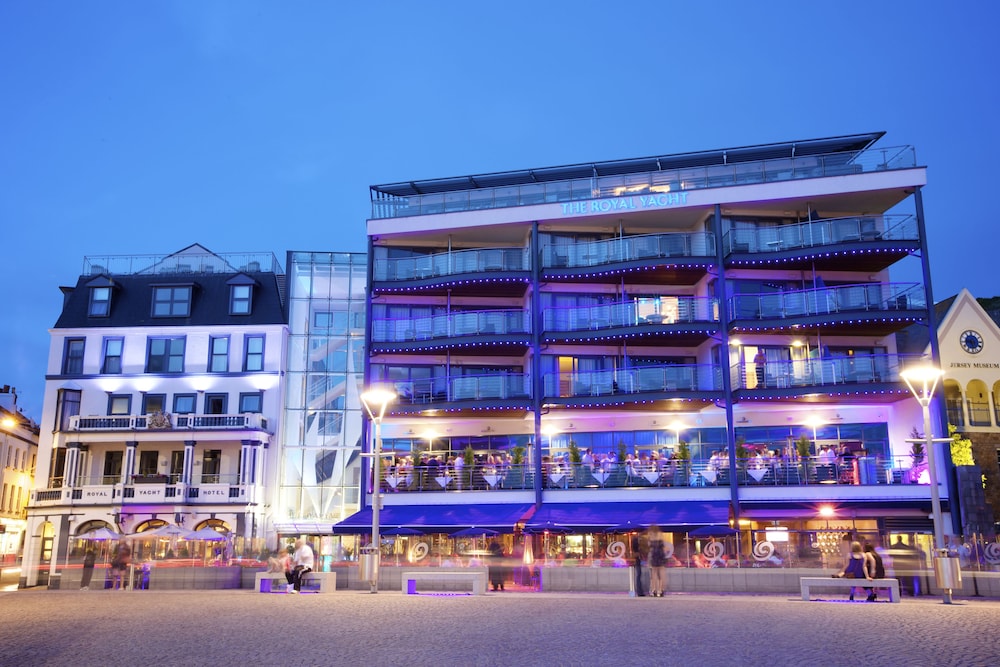 Royal Yacht Hotel in ST HELIER JERSEY - UK