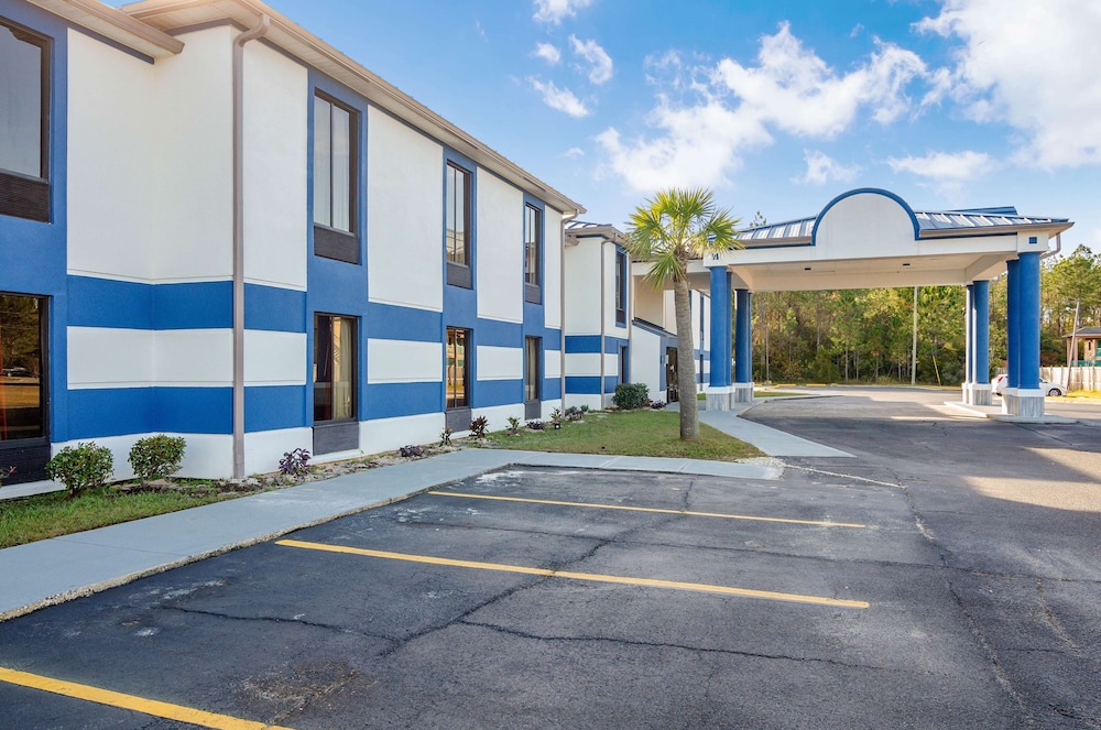 Motel6 Moss Point, MS 33/39