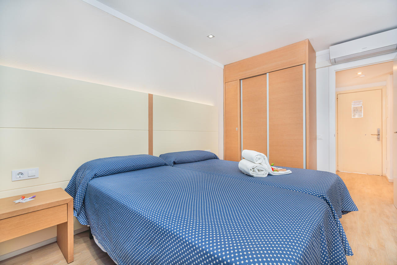Aparthotel Flora 16/63
