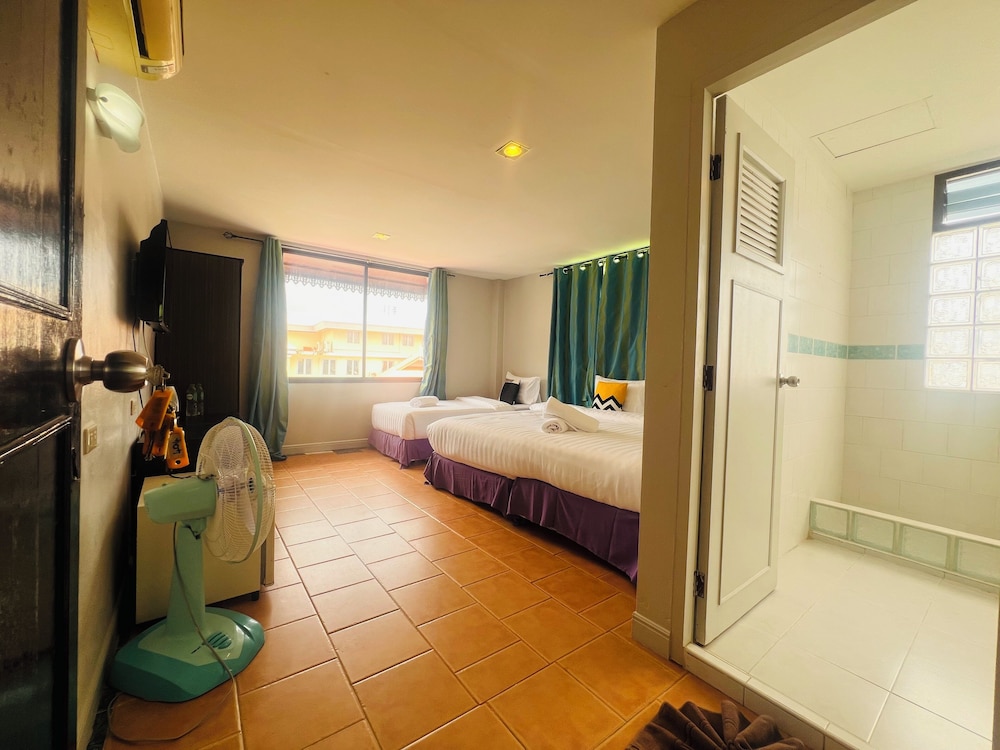 THE MINOTEL 40/60