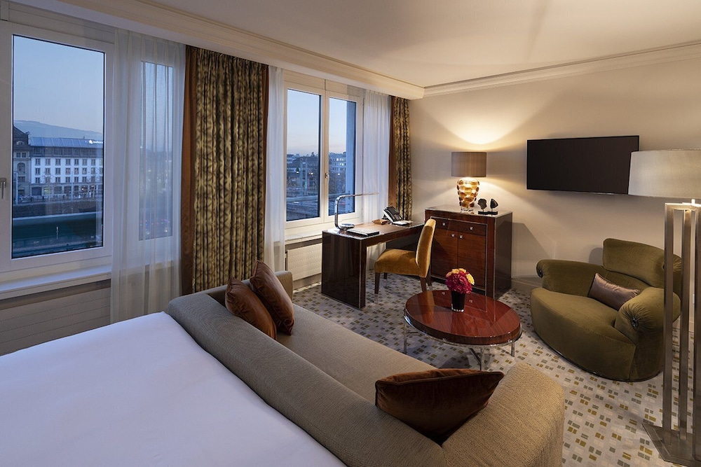 Mandarin Oriental, Geneva 52/82