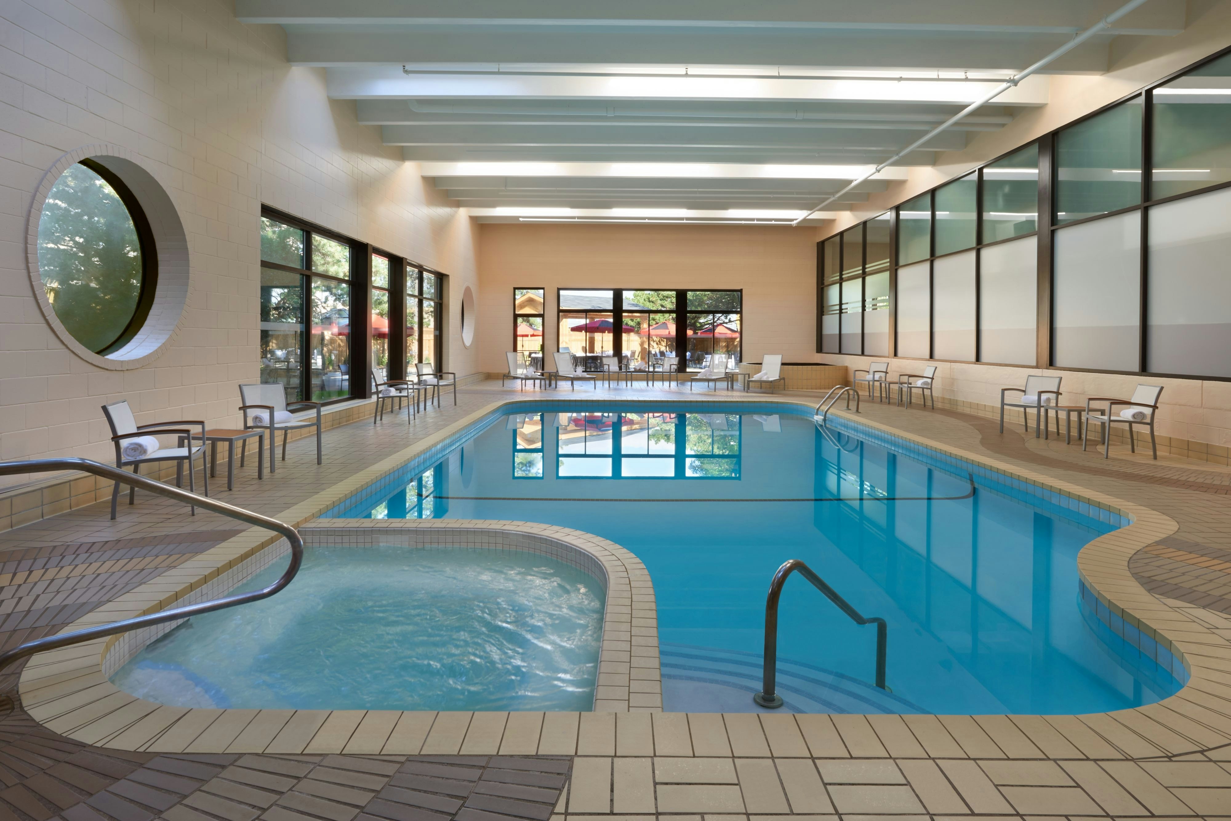 Four Points By Sheraton Toronto Airport 20/50