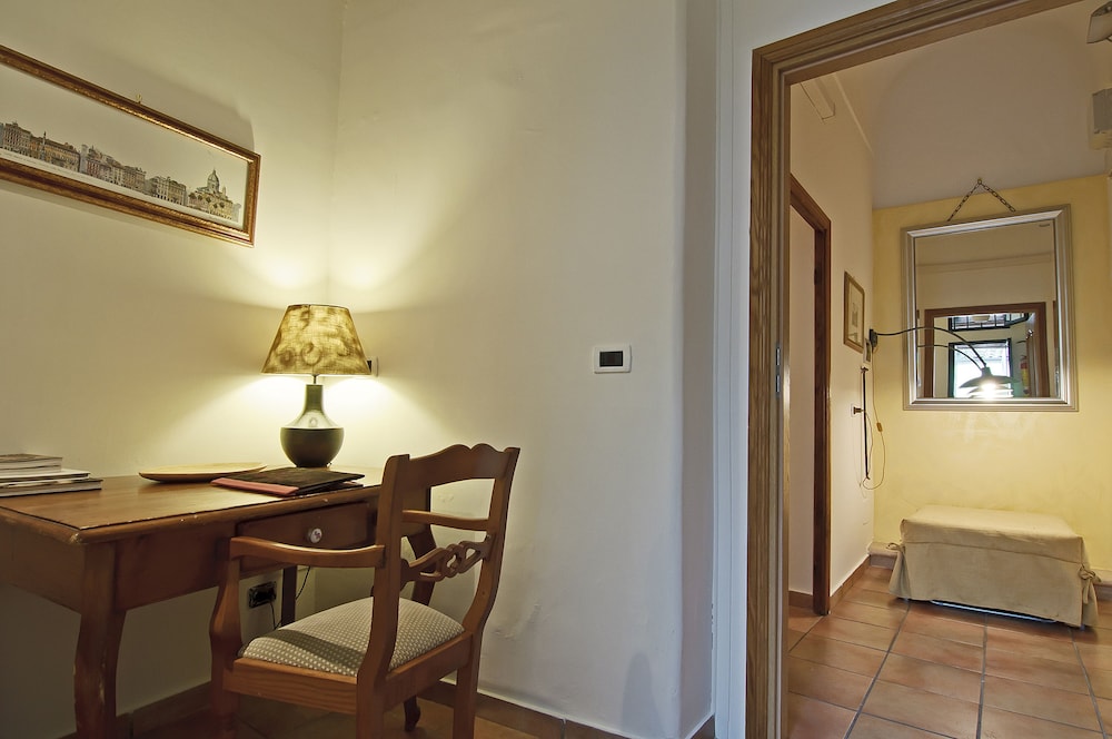 Relais Le Clarisse A Trastevere 64/78