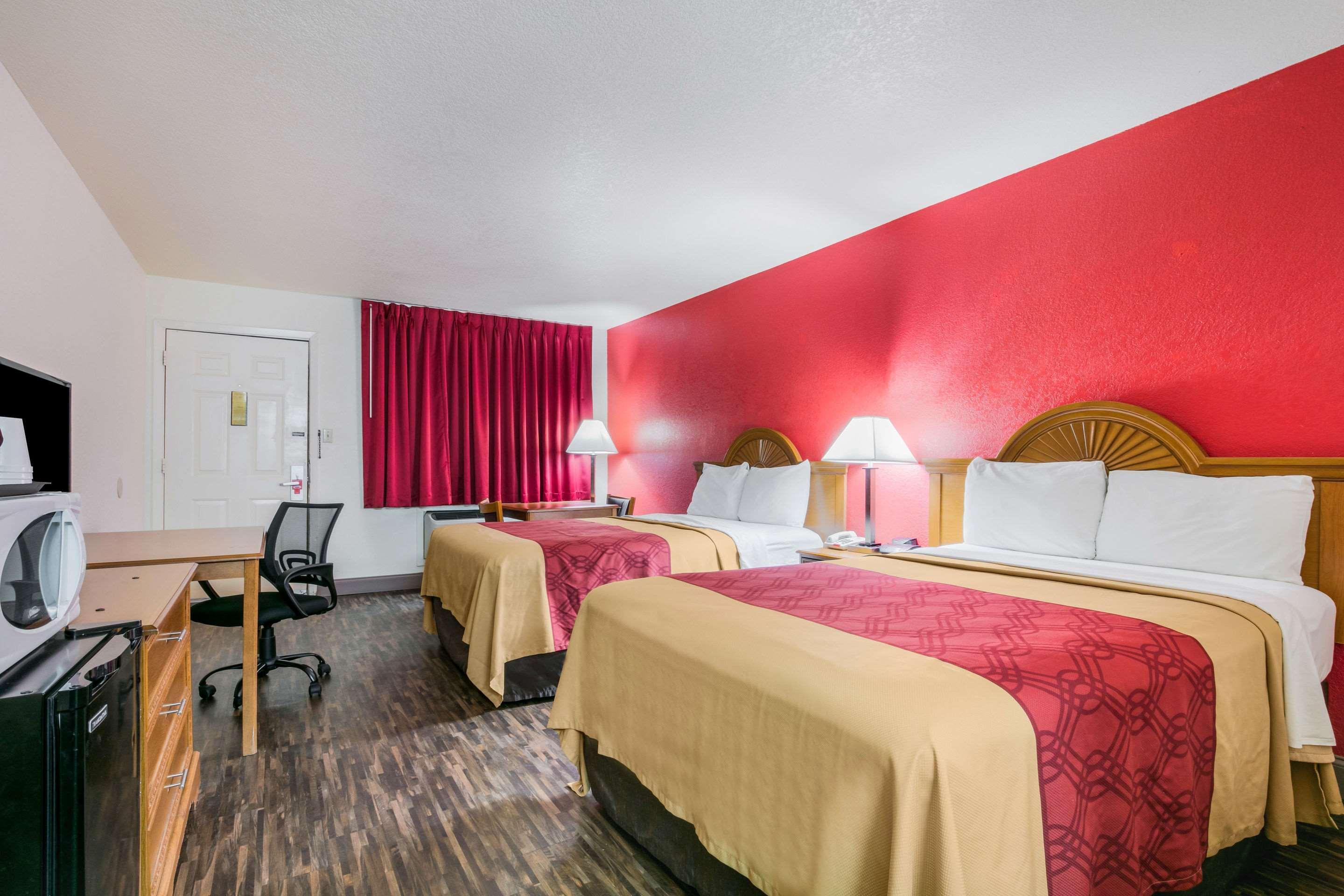 Room, 2 Double Beds