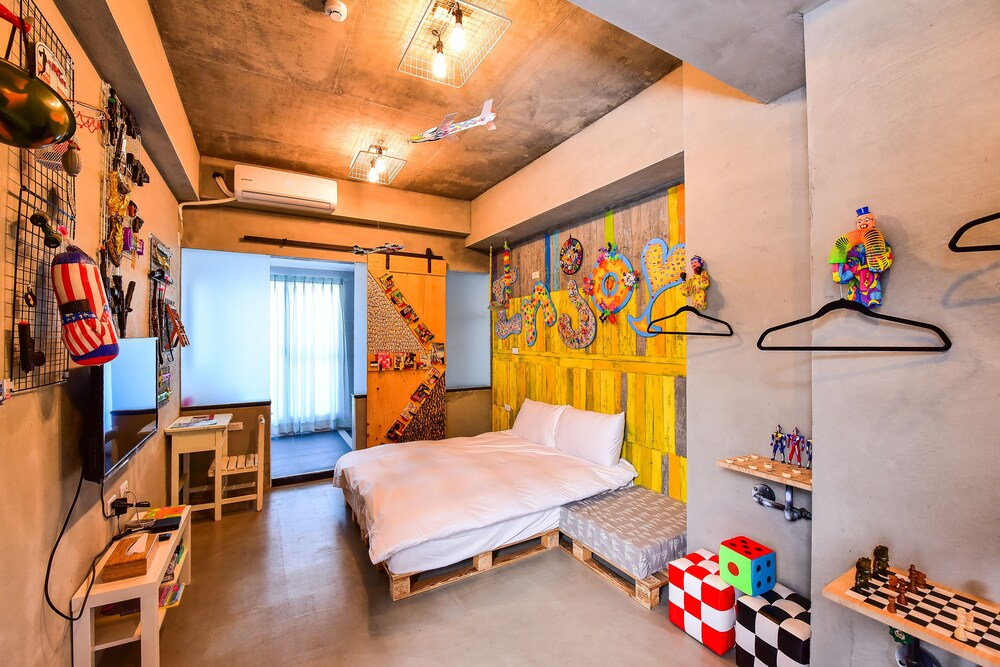 ECONOMY, DOUBLE BED, BALCONY