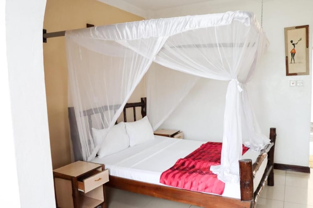 Bridge Hotel Mombasa 13/41