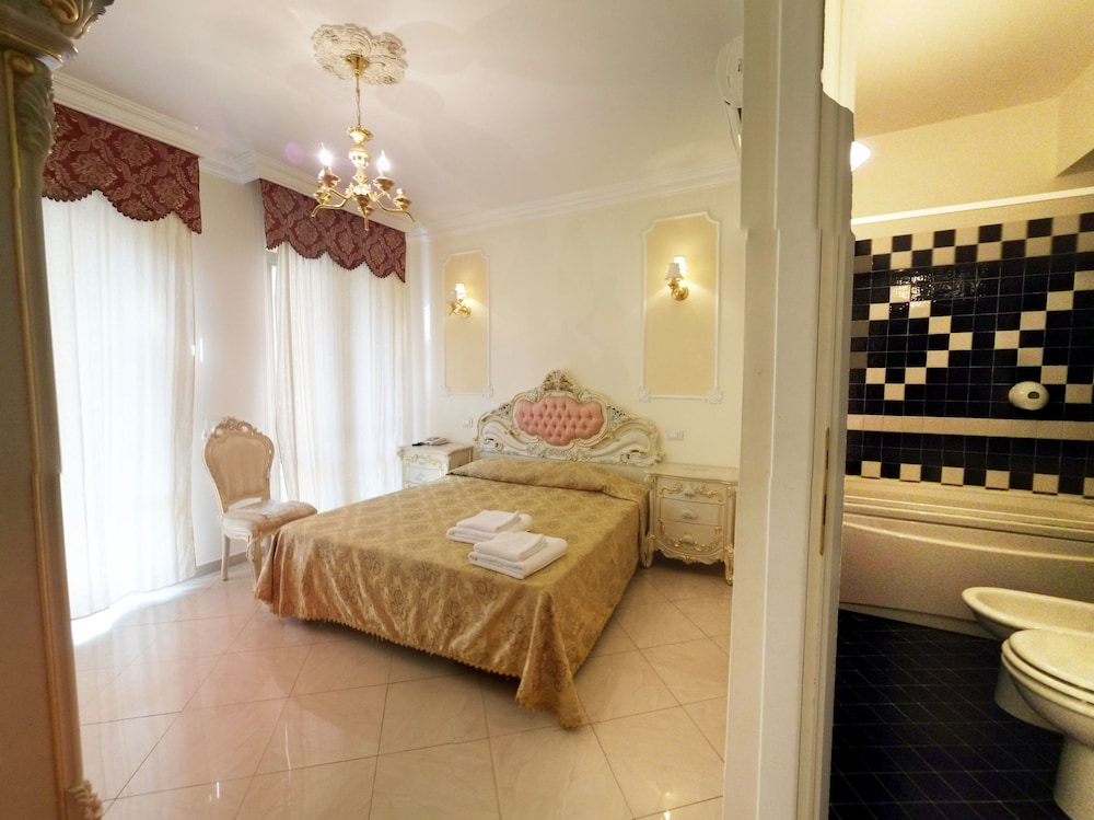 Imperial Rooms Hotel Rome 14/25