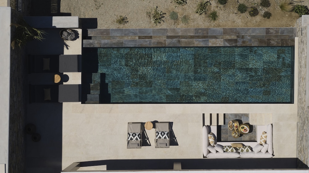 Bonzoe Homes & Villas 8/50