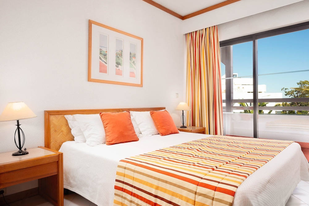 Muthu Oura Praia Hotel Apartments 11/50