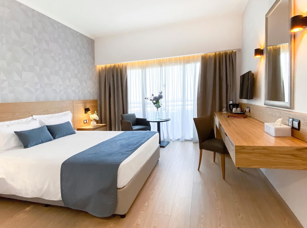 EXECUTIVE, DOUBLE BED