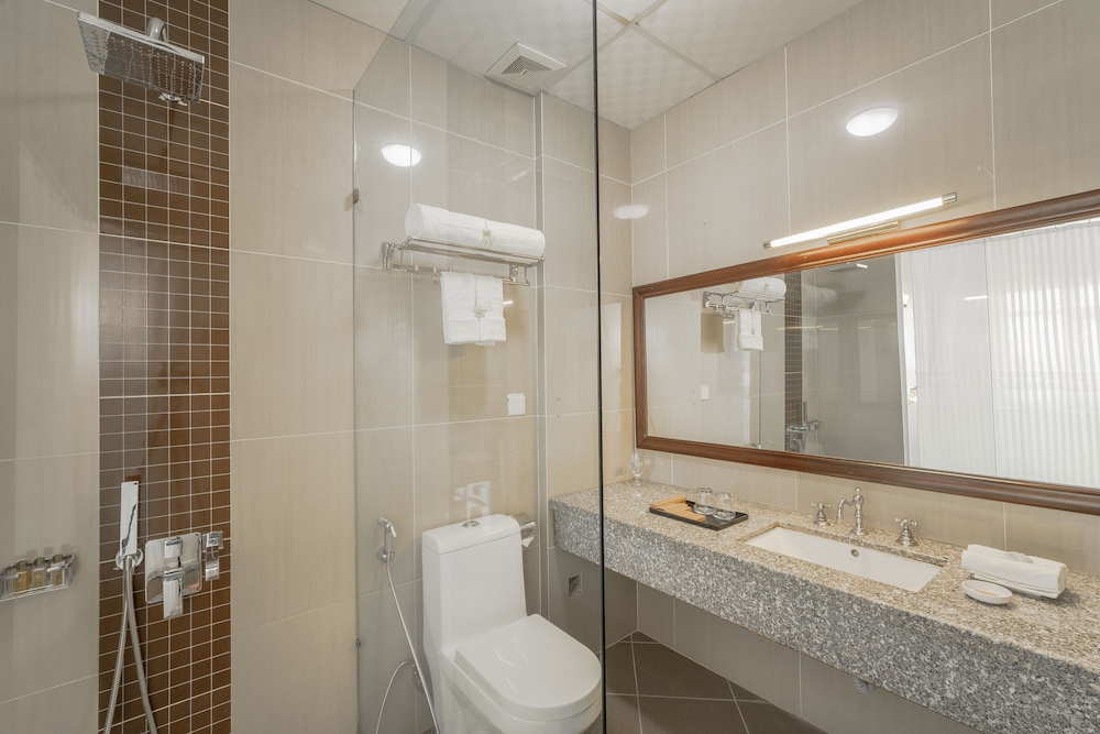 Eden Plaza Danang 68/69