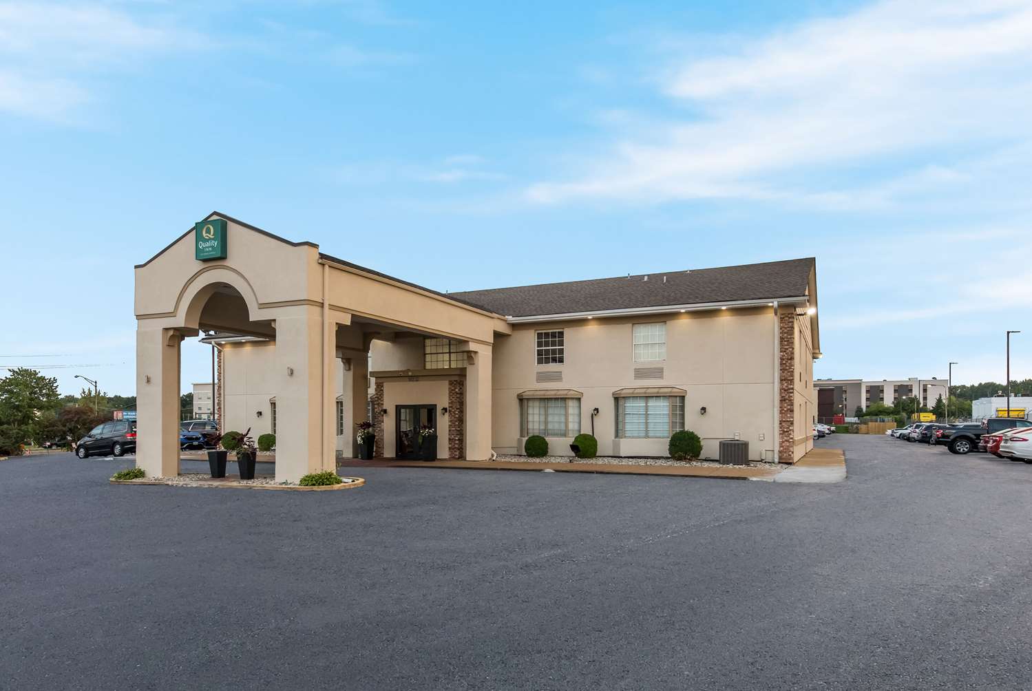 Quality Inn Saint Louis Airport 42/43