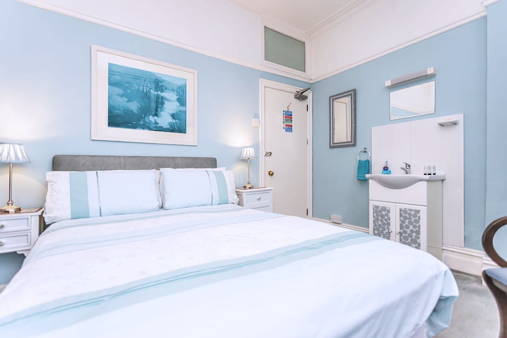 The Ravensbourne Hotel 13/51