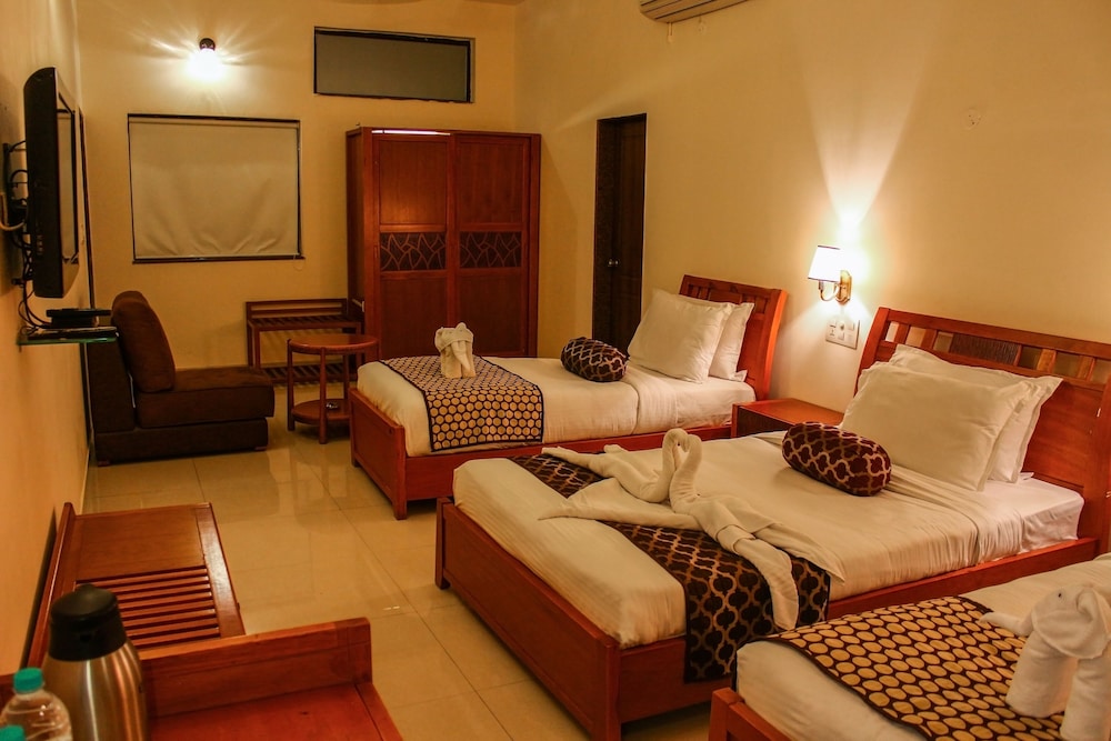 Krishna Park Resort 13/29