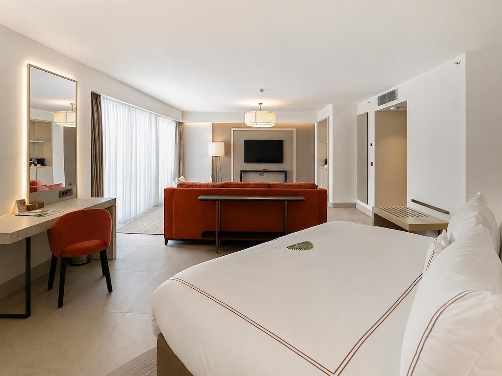 Mirage Park Resort Hotel 29/79